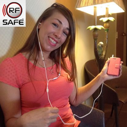 rfsafe-case-with-air-tube-headset-jen